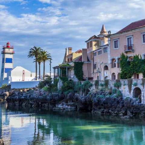 Explore Cascais with Wonder Van.