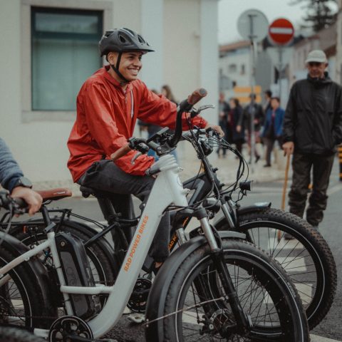 Tours and Adventure with Electric Bicycles.